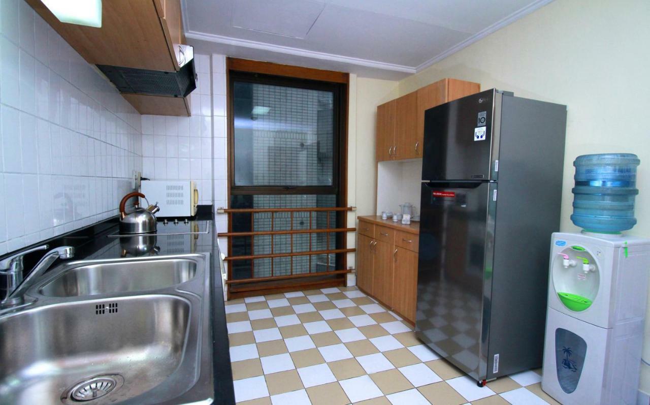 The Sultan Residences Giacarta Esterno foto